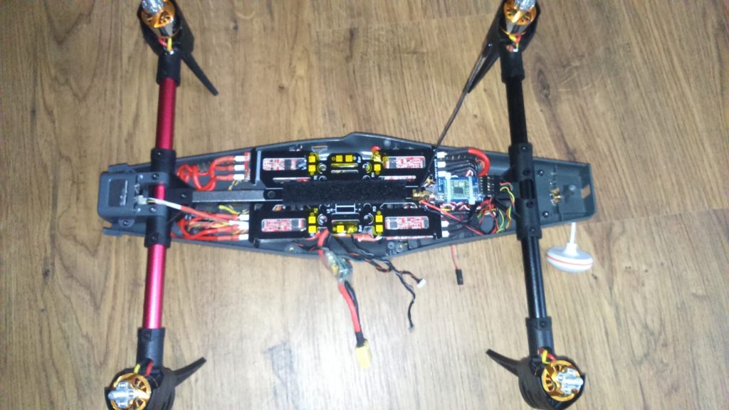 Venture FPV PDB with esc